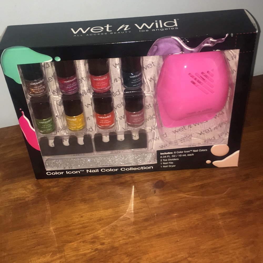Nail polish set